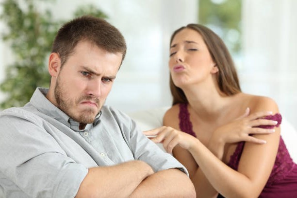 ► 8 фраз, которые никогда нельзя говорить своему мужчине!