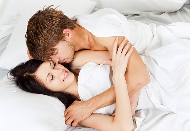 ► 5 причин, почему стоит заниматься сексом в будни, а не только в выходные дни