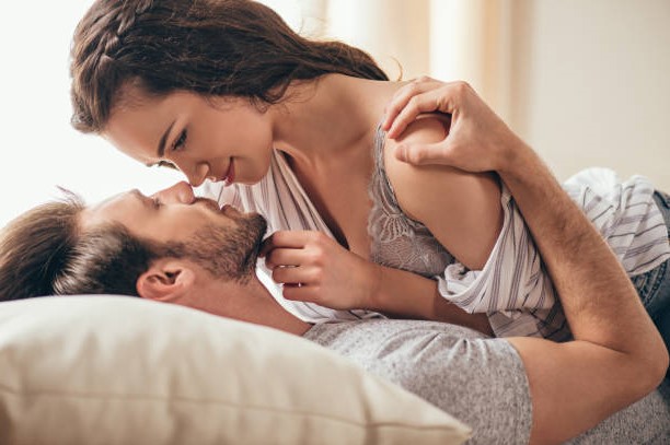 ► Хотите узнать, что делать, если секс надоел? Представляем 5 советов, чтобы секс в браке никогда не надоедал!