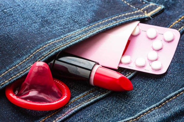 ► 10 мифов о контрацепции или, как можно забеременеть предохраняясь
