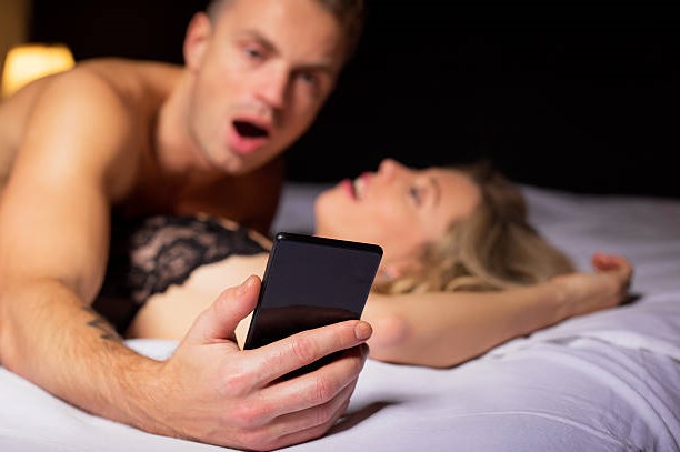 ► Что мужья знают об оргазме своих жен?