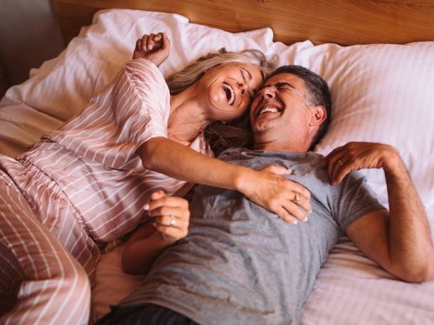 ► Исследования показывают, что с возрастом секс становится лучше. Оказалось, что 37% женщин и 34% мужчин заявили, что 40-летний возраст был лучшим для секса!