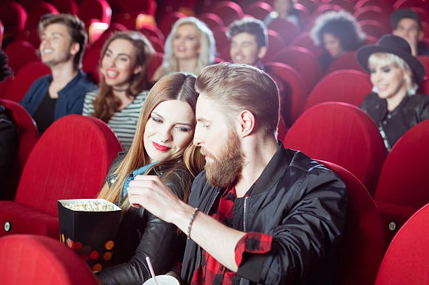 ► 10 правил свидания в кинотеатре