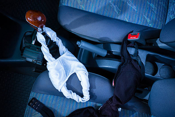 Секс в машине: что, к чему и почему?