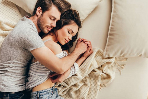 10 причин обниматься чаще