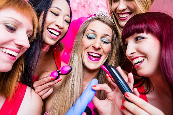 4 способа применения фаллоимитатора