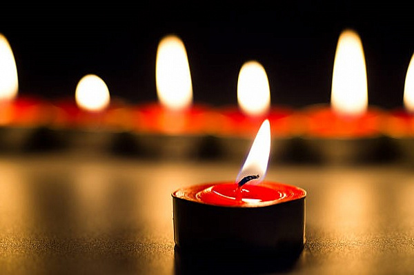 Эротические игры с горячим воском