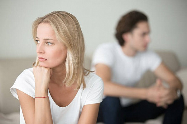 10 признаков того, что любовь прошла