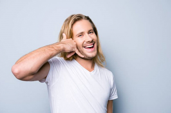 11 признаков того, что у бывшего есть чувства к тебе