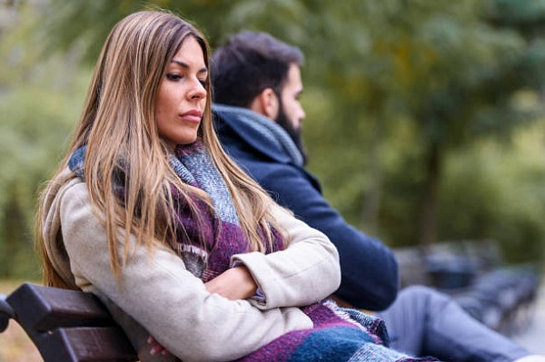 Как завершить отношения безболезненно: советы психологов